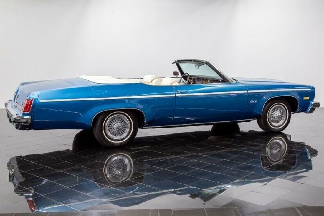 1975 Oldsmobile Delta Royal 88 Convertible - photo 6
