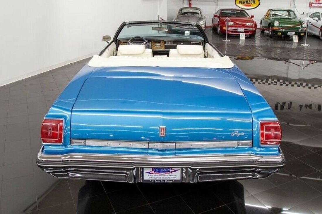 1975 Oldsmobile Delta Royal 88 Convertible - photo 8