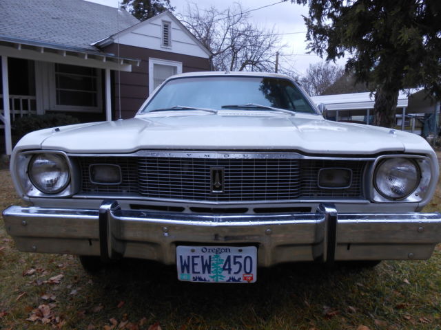 1975 Plymouth Duster