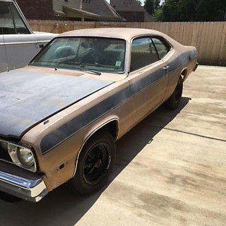 1975 Plymouth Duster - photo 2