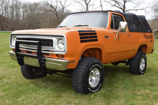 1975 Plymouth Other Pickups - photo 3
