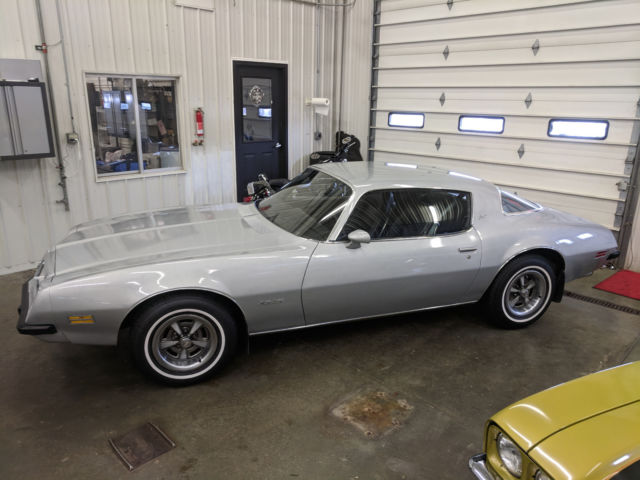 1975 Pontiac Firebird esprit - photo 8