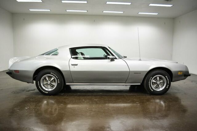 1975 Pontiac Firebird Formula 400 - photo 8