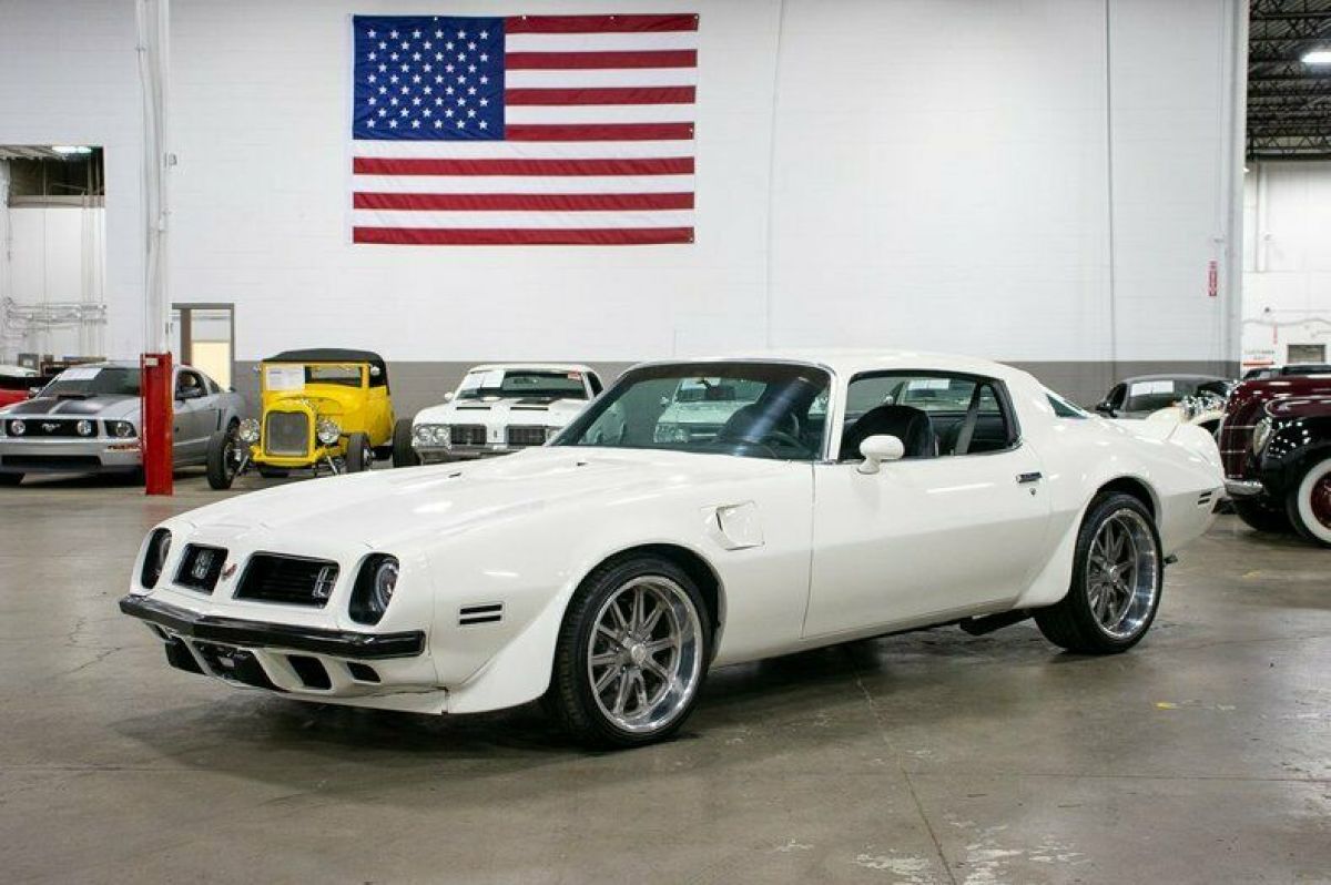 1975 Pontiac Firebird Trans Am 10000 Miles White 400ci 6.6L V8 Automatic 1975 Pontiac Trans Am