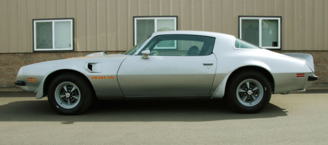 1975 Pontiac Trans Am - photo 10