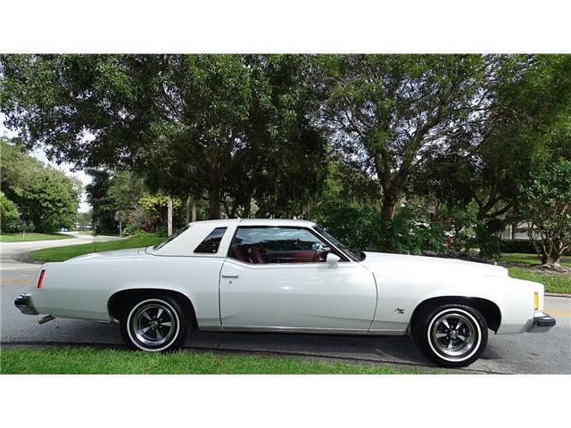 1975 Pontiac Grand Prix FACTORY - photo 3