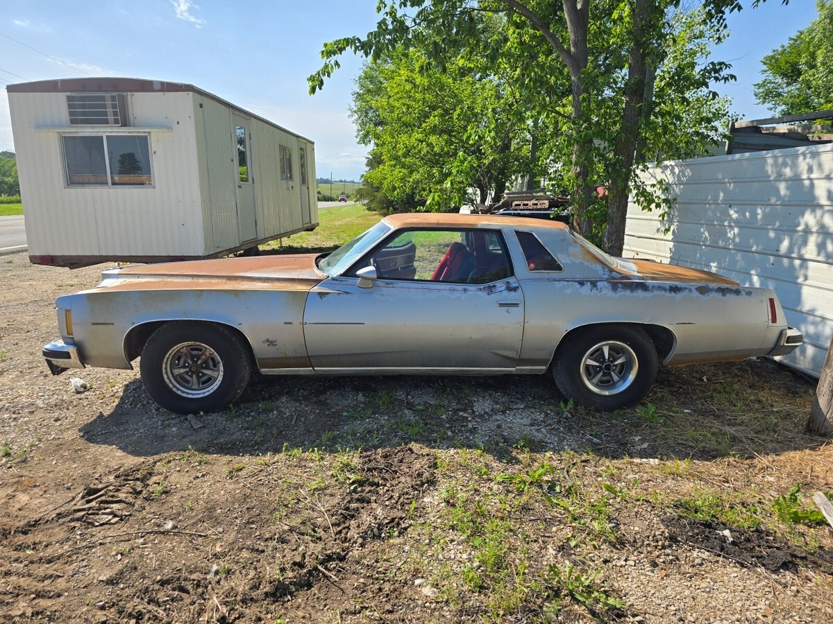1975 Pontiac Grand Prix J Style - photo 6