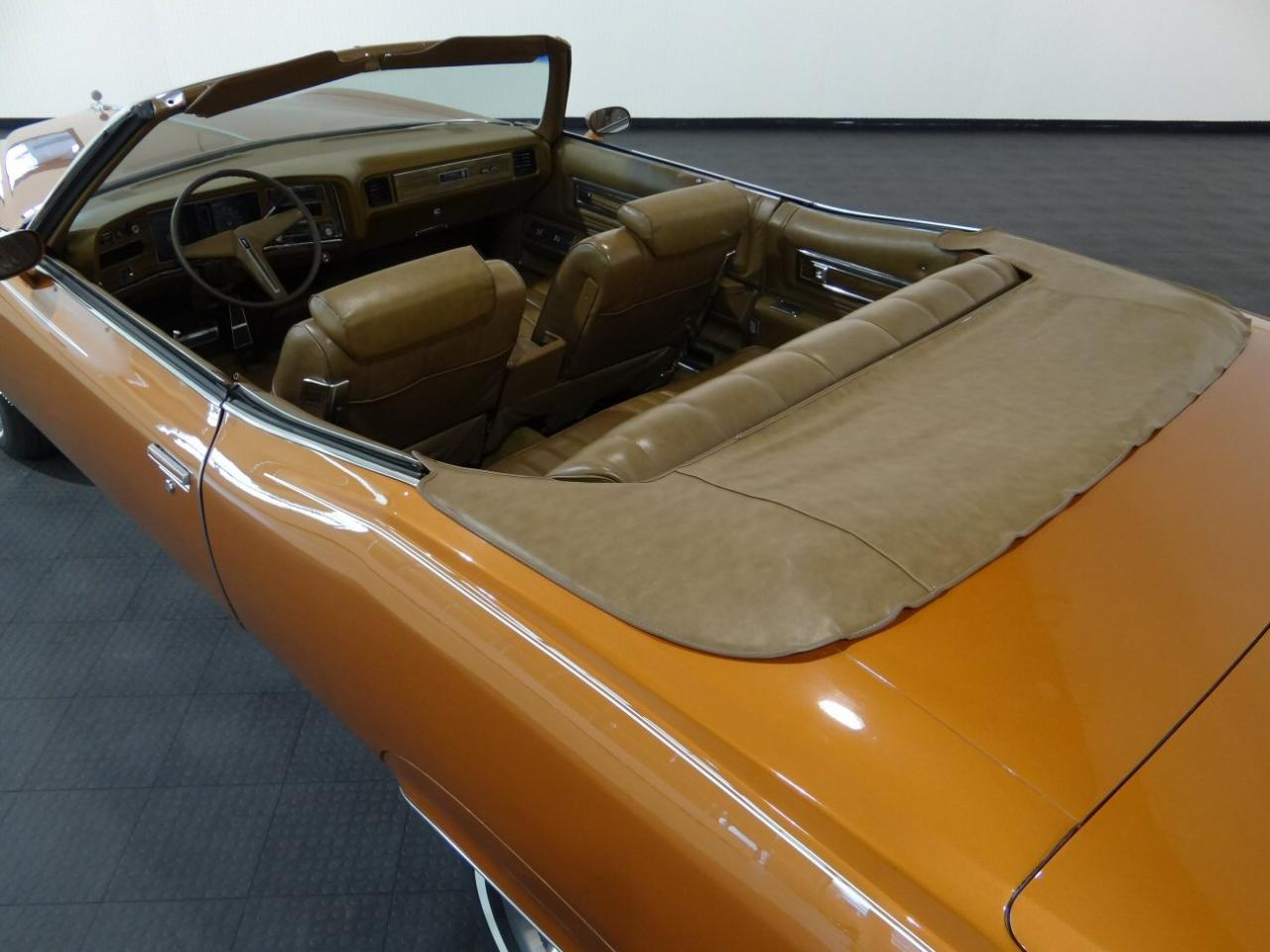 1975 Pontiac Grand Ville Brougham - photo 11