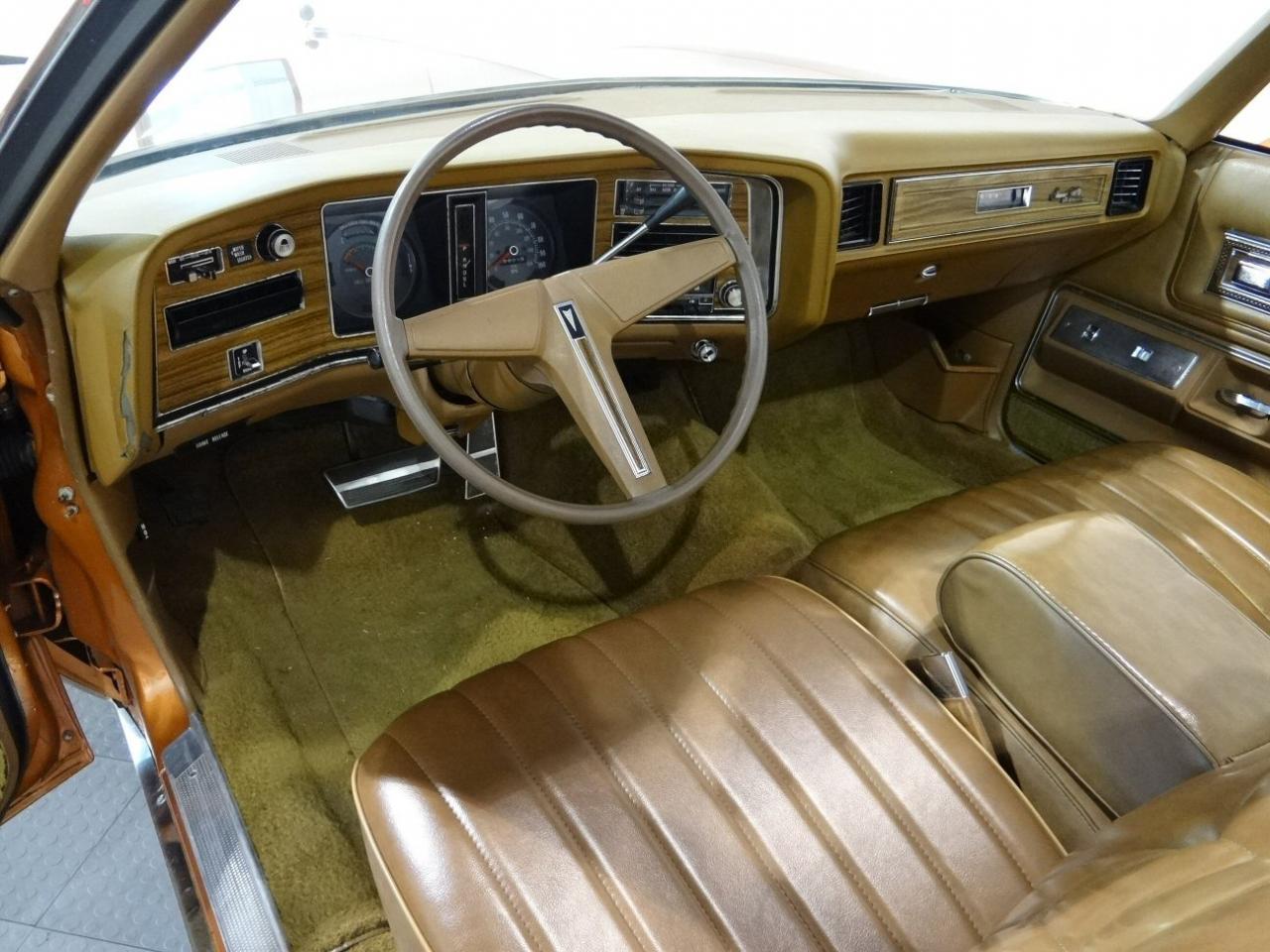 1975 Pontiac Grand Ville Brougham - photo 4