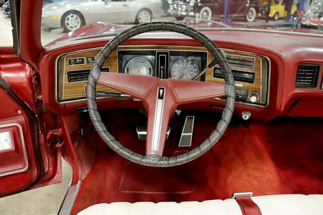1975 Pontiac Grand Ville Convertible - photo 12