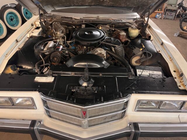 1975 Pontiac Grand Ville - photo 13