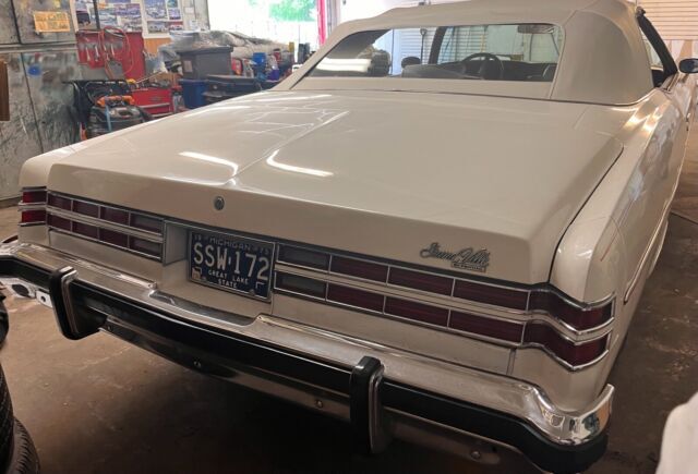 1975 Pontiac Grand Ville - photo 6