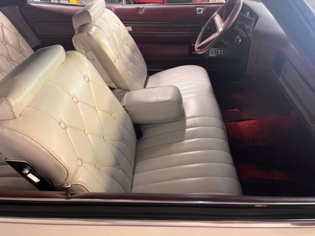 1975 Pontiac Grand Ville - photo 9