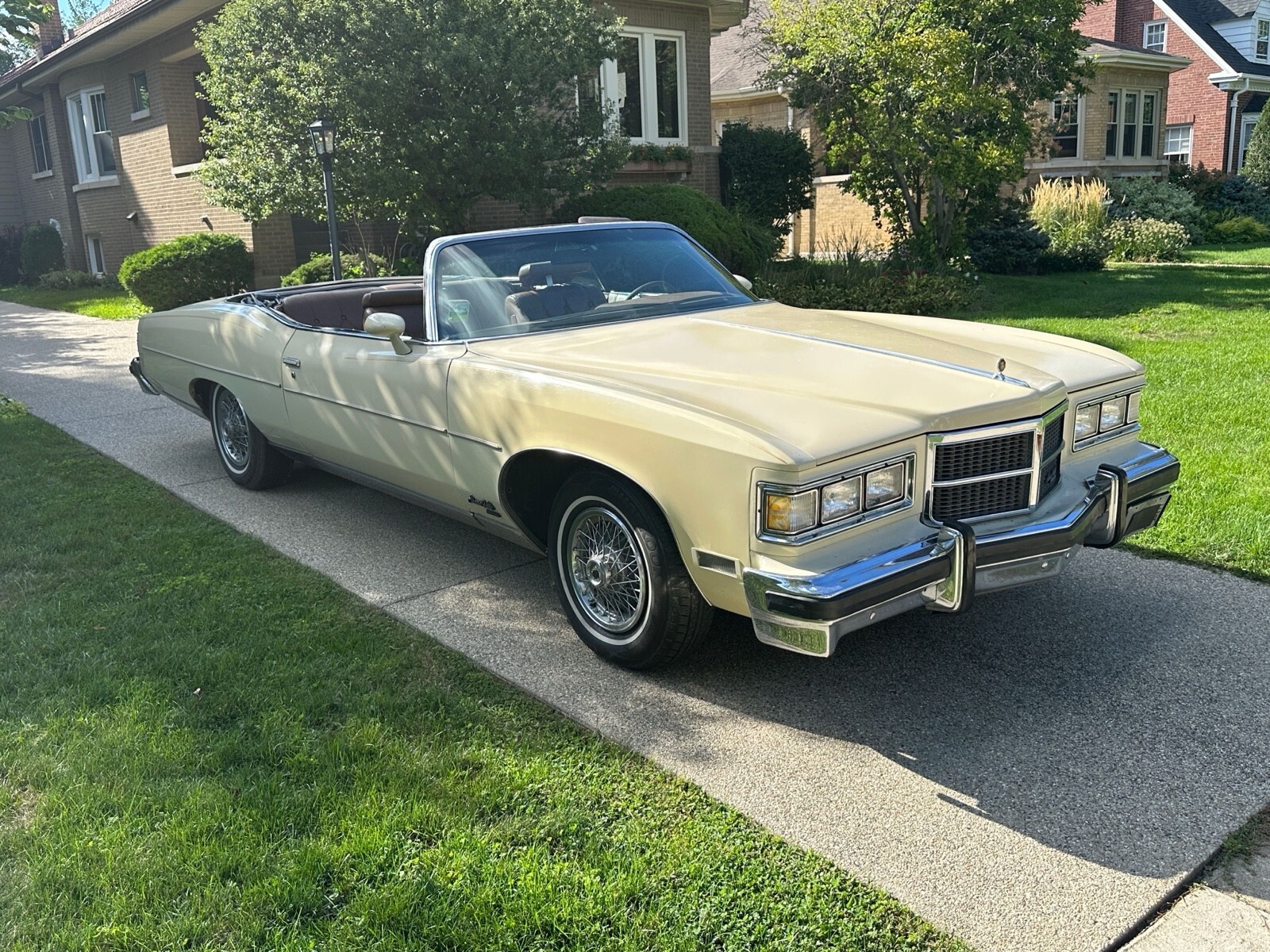 1975 Pontiac Grand Ville BROUGHAM - photo 11