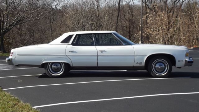1975 Pontiac Grandville - photo 12