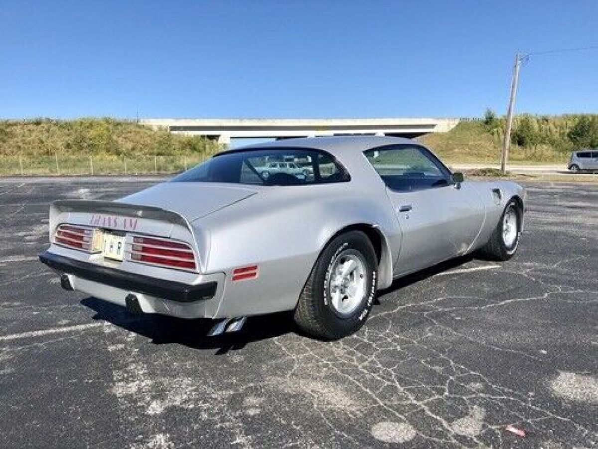 1975 Pontiac Trans Am - photo 11