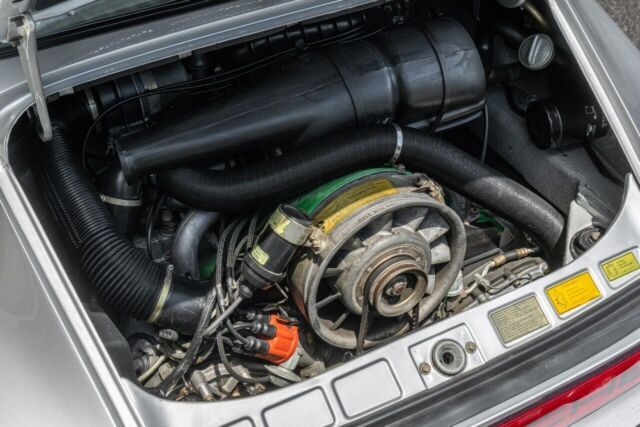 1975 Porsche 911 - photo 11