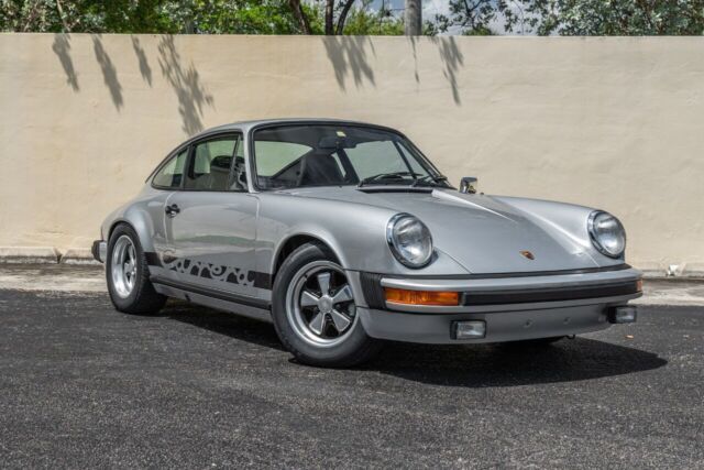 1975 Porsche 911 - photo 3