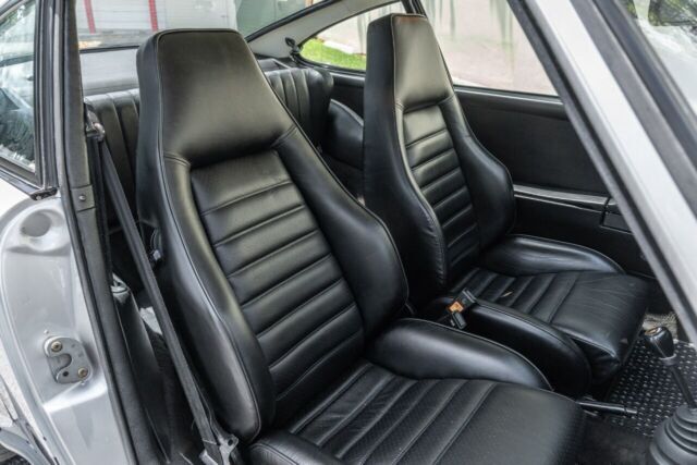 1975 Porsche 911 - photo 8