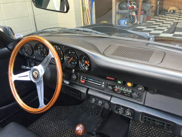 1975 Porsche 911 Carrera Targa 2-Door - photo 11