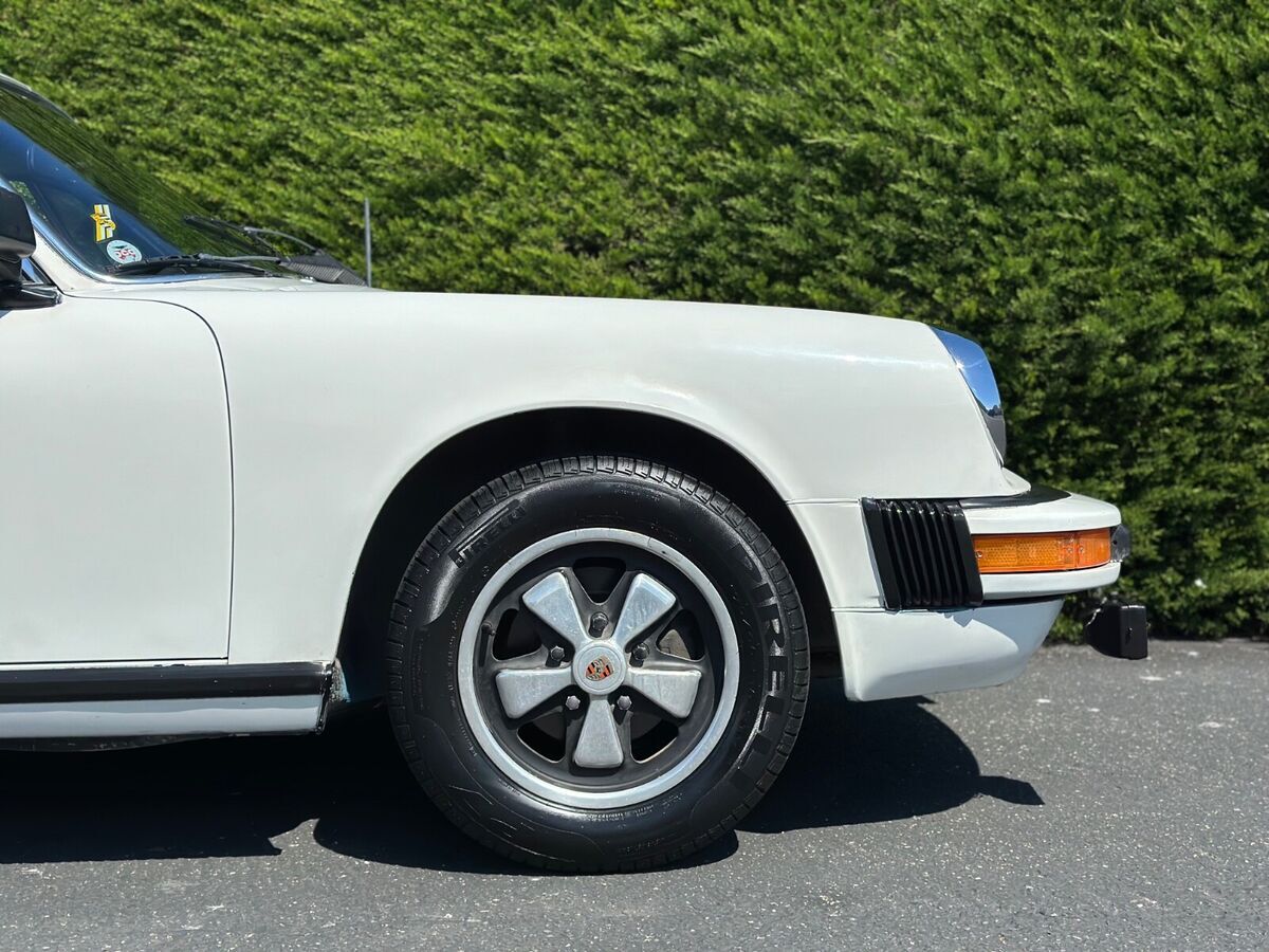 1975 Porsche 911 - photo 9