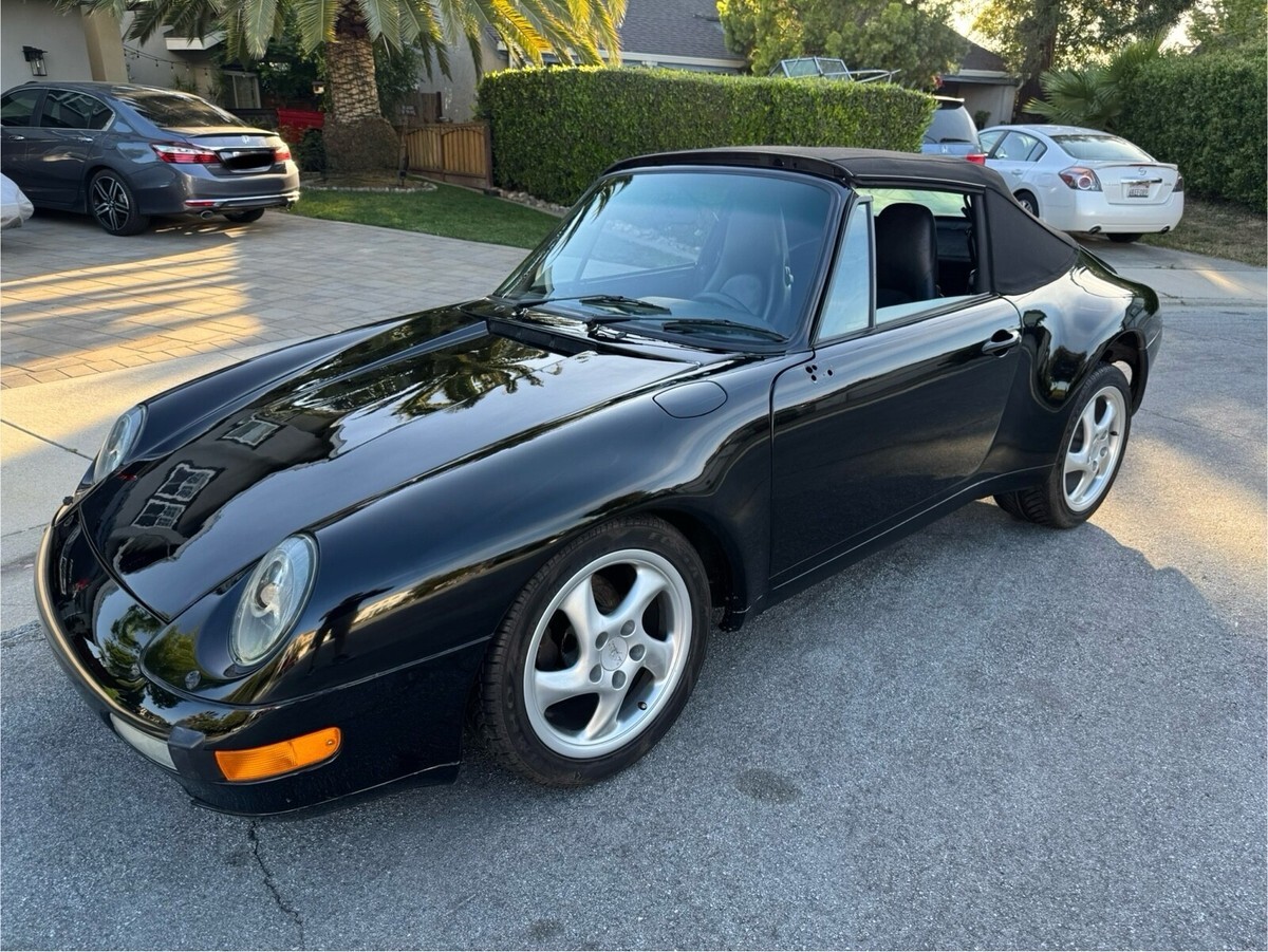 1975 Porsche 911 911 - photo 2