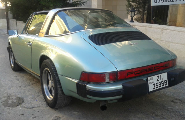 1975 Porsche 911 S Targa 2-Door - photo 2