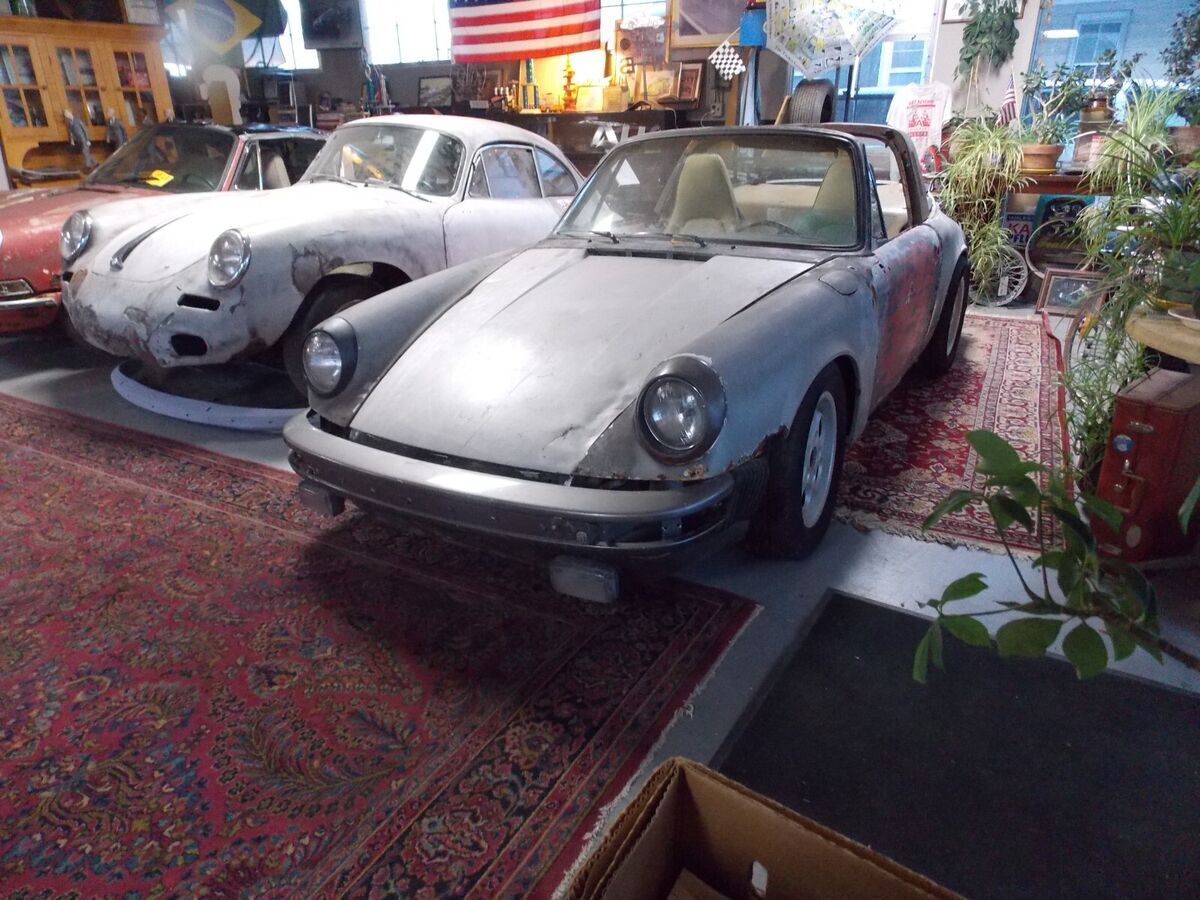 1975 Porsche 911 - photo 2