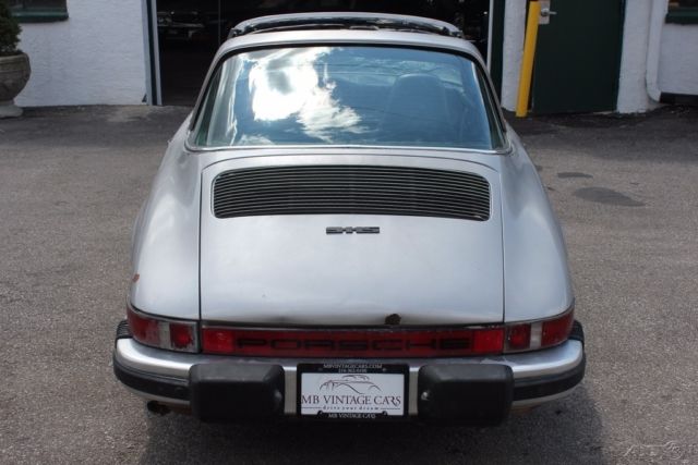 1975 Porsche 911 Targa - photo 6