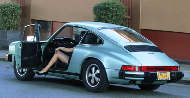 1975 Porsche 911 1975 911S sunroof coupe - photo 7
