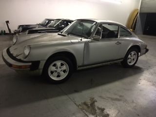 1975 Porsche 911 2 door - photo 2