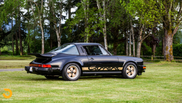 1975 Porsche 911 Carrera Targa 2-Door - photo 9