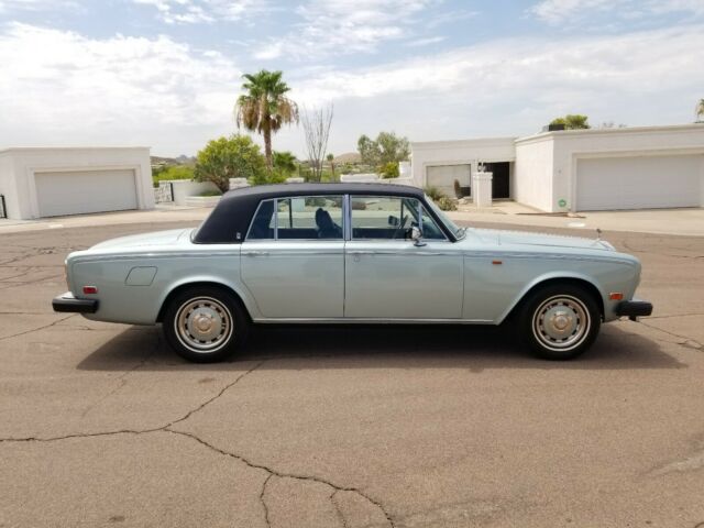 1975 Rolls-Royce Silver Shadow - photo 2
