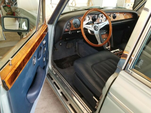 1975 Rolls-Royce Silver Shadow - photo 7