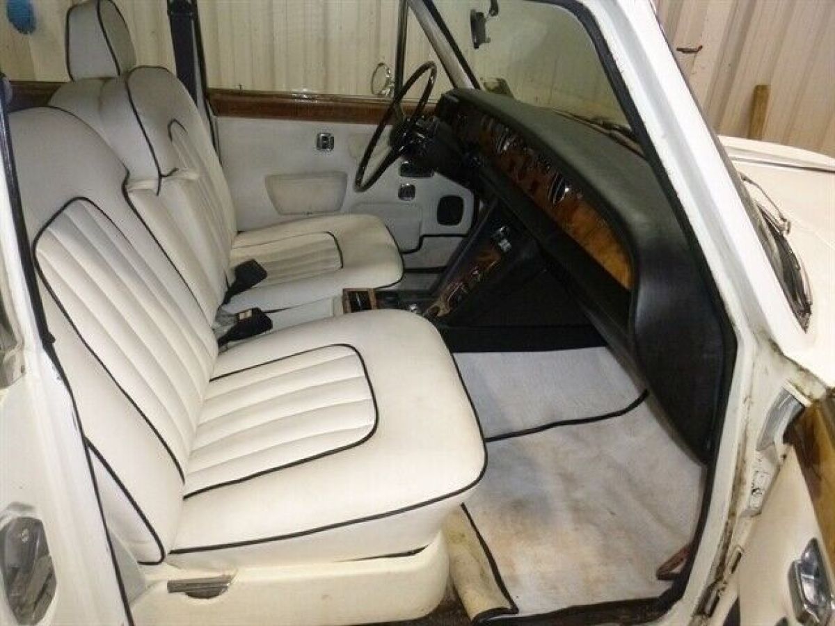 1975 Rolls-Royce Silver Shadow - photo 11