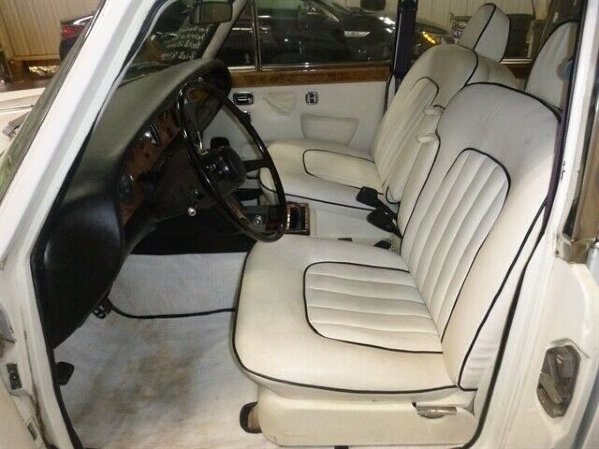 1975 Rolls-Royce Silver Shadow - photo 8