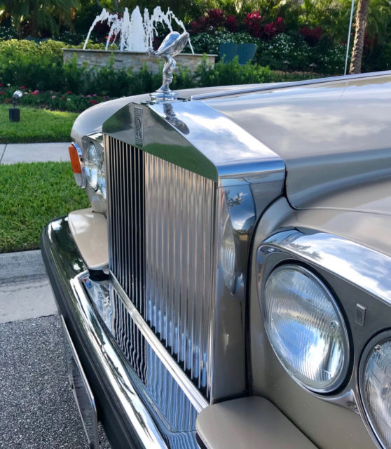 1975 Rolls-Royce Silver Shadow - photo 4