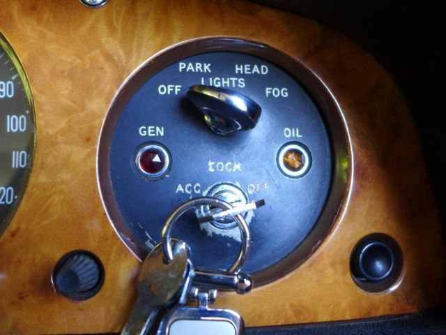 1975 Rolls-Royce Silver Shadow - photo 7