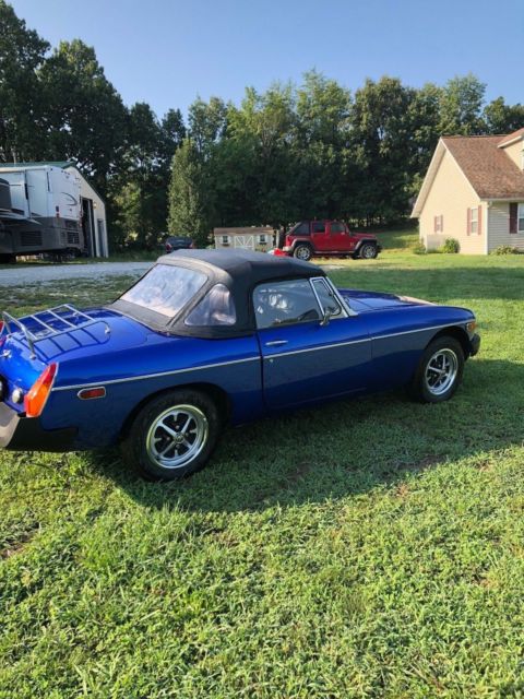 1975 MG MGB - photo 3