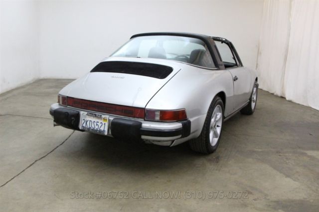 1975 Porsche 911 Silver Anniversary Edition - photo 9