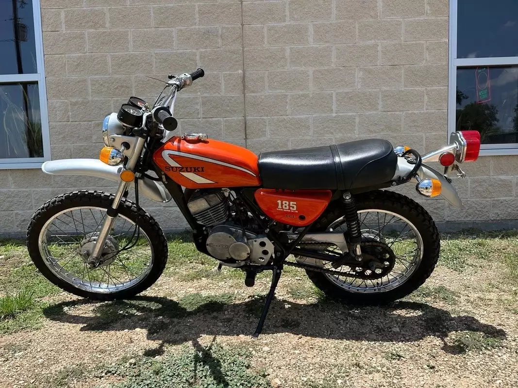 1975 Suzuki TS185 4422 Miles Orange 5-Speed 1975 Suzuki TS185