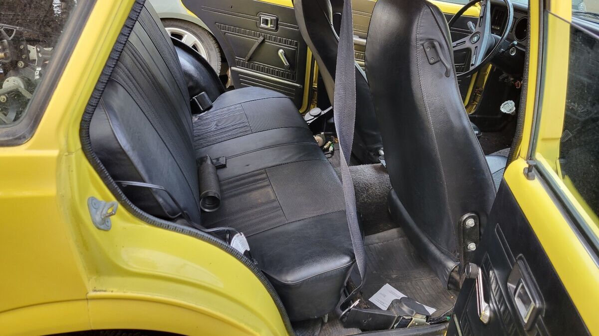 1975 Toyota Corolla - photo 12