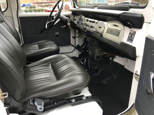 1975 Toyota Land Cruiser FJ-40 4X4 - photo 12