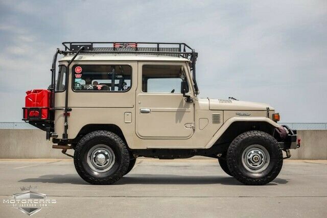 1975 Toyota FJ Cruiser FJ40 Land Cruiser - photo 2