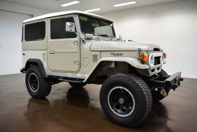 1975 Toyota FJ40 38909 Miles Tan SUV 350 Chevrolet V8 4 Speed Manual 1975 Toyota FJ Cruiser --