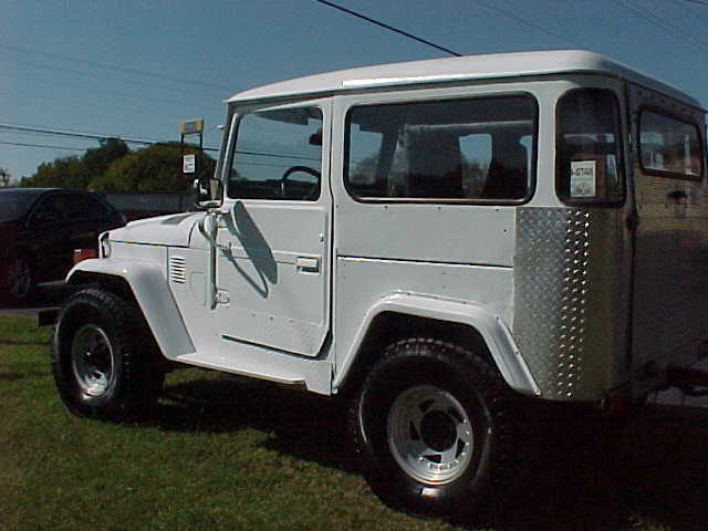 1975 Toyota Land Cruiser FJ40 - photo 7