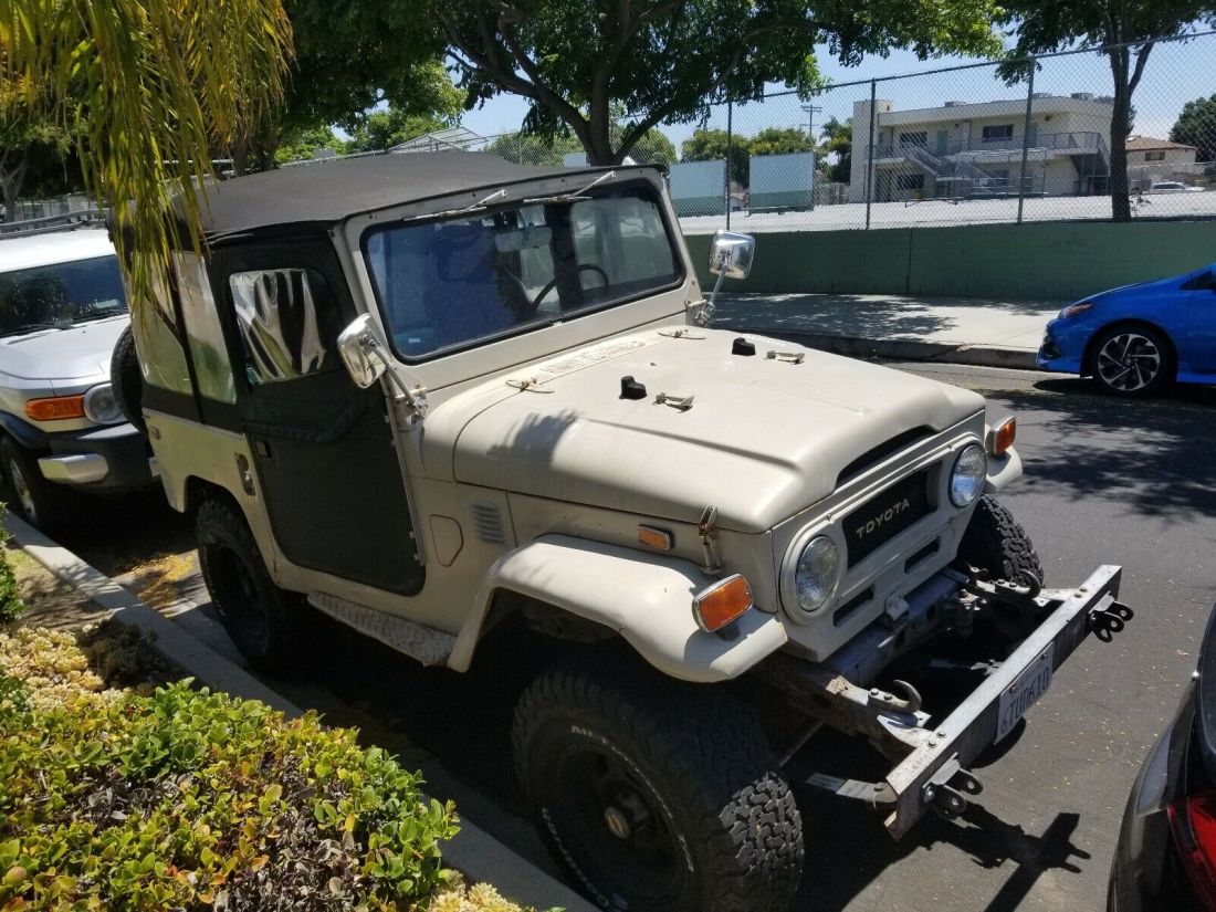 1975 Toyota Land Cruiser 40 fj40 - photo 2