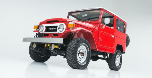 1975 Toyota Land Cruiser FJ40 65,100 Miles Red Manual 1975 Toyota Land Cruiser --