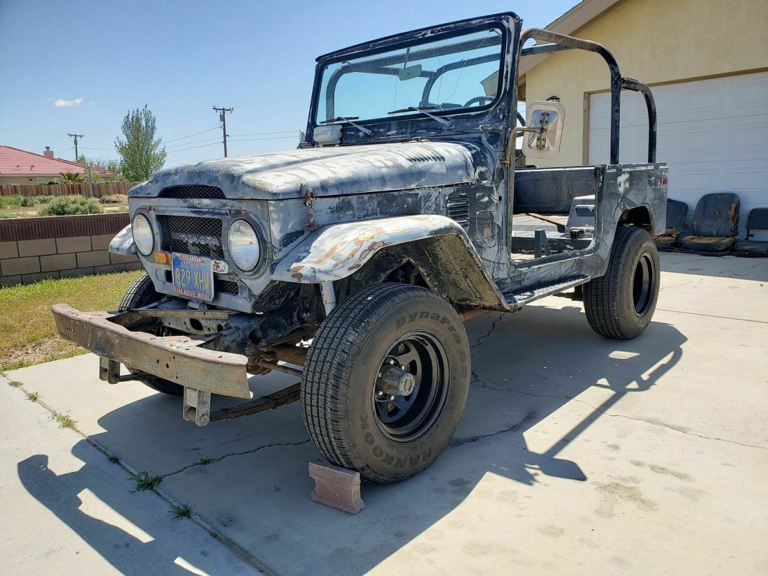 1975 Toyota Land Cruiser FJ40 - photo 2