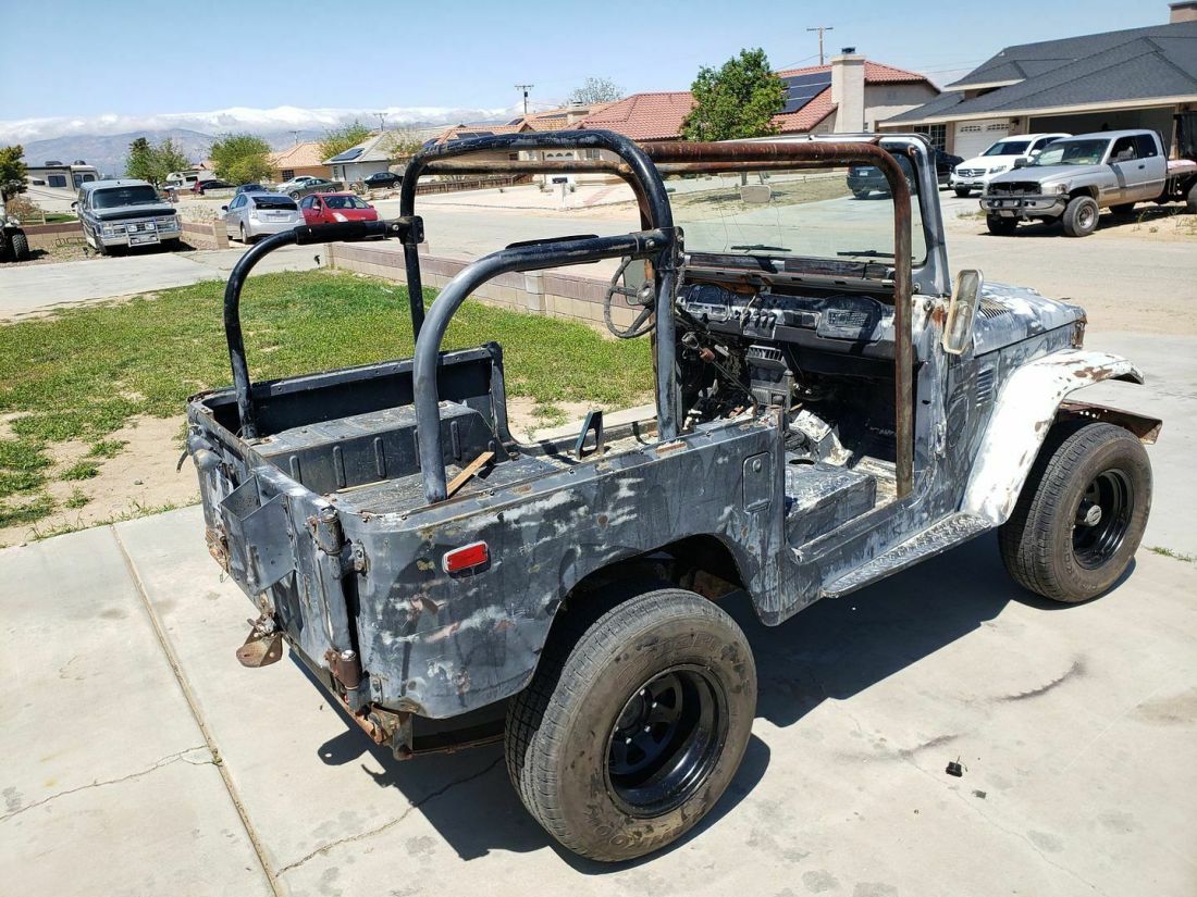 1975 Toyota Land Cruiser FJ40 - photo 6